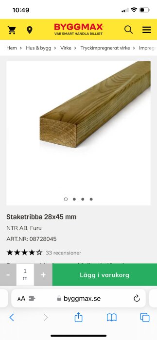 Staketribba i tryckimpregnerat trä med måtten 28x45 mm, på produktbeskrivning på Byggmax webbplats.