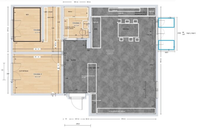 Planskiss över kök och bostadsutrymme med markeringar för möbler och vitvaror, fördelade mellan olika områden med specifika mått på alla utrymmen.