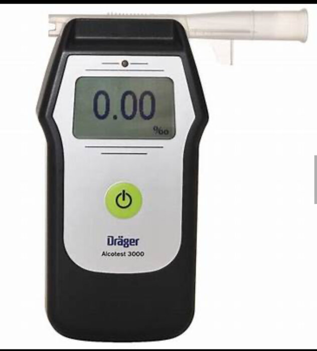 Alkomätare av märket Dräger AlcoTest 3000 med display som visar resultatet 0,00 och en på-knapp i grönt.
