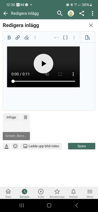 Redigering av inlägg med video förhandsvisning och grå "Infoga" knapp, besökare ombes trycka på för att testa "Hakparantesen".