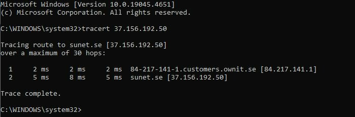 Traceroute resultat i kommandoprompten som visar fördröjningstider mellan dator och sunet.se i två hopp, inklusive IP-adresser.