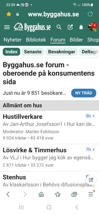 Skärmbild av Byggahus.se forum med diskussionstrådar om hustillverkare, lösvirke och timmerhus samt stenhuskonstruktion.