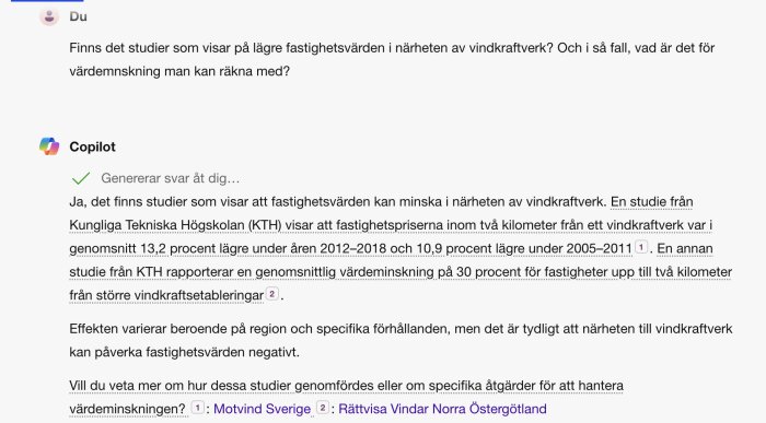 Skärmdump av en diskussionstråd om fastighetsvärden och påverkansområden av vindkraftverk, med ett genererat svar från Microsoft Copilot som citerar studier från KTH.