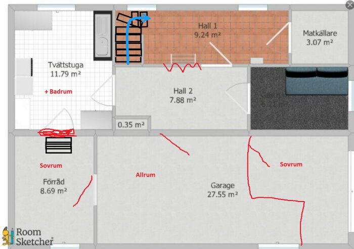 Planritning av ett hus med markerade rum: hall 1, hall 2, tvättstuga, mat- och vinkällare, sovrum, förråd, allrum och garage. Markerade dörröppningar och väggar för renovering.