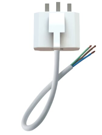 Vit takdosa med tre stickproppar och exponerade ledningar, användbar för olika CC-mått.