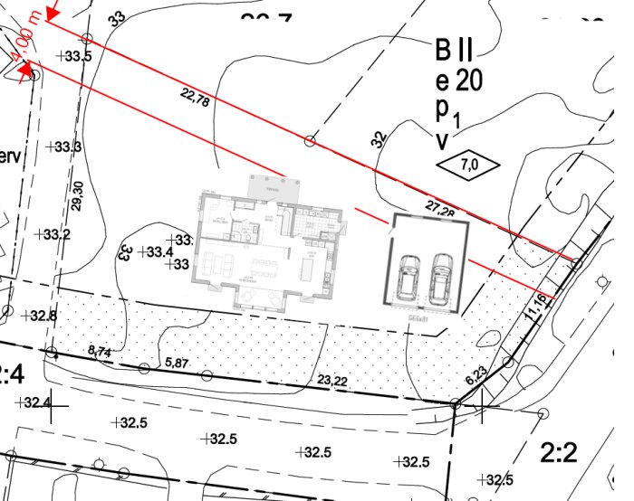 Ritning av tomt med hus och garage, visar byggplacering och mått för alternativ med infart från södra gatan.