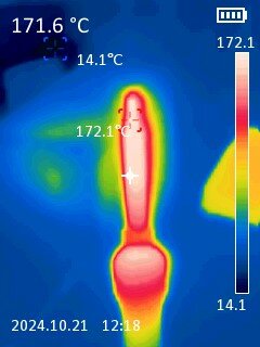 Värmekamera visar lödstationens spets vid 171,6°C, omgiven av färgskalor som indikerar temperaturvariationer. Max temperatur 172,1°C.