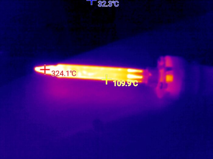 Värmebild av en lödstation i drift vid 324,1°C och 109,9°C.