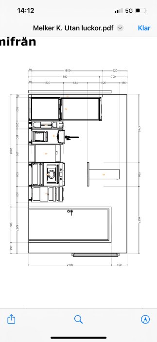 Köksritning med måttangivelser och utan luckor, inklusive placering av apparater och bänkar.