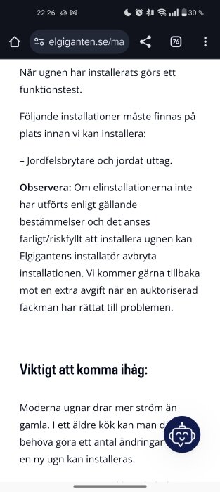 Instruktioner från Elgiganten om installation av ugn, inklusive krav på jordfelsbrytare och jordat uttag för säkerhet.