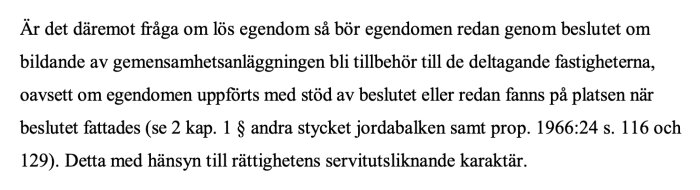 Utdrag ur MMDs domskäl om fastighetstillbehör och servitut, hänvisning till jordabalken kapitel 2 och proposition 1966:24.