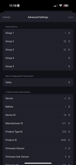 Inställningsskärm för Fibaro Dimmer 2 i Homey, visar associationsgrupper och Z-Wave-enhetsinformation som enhets-ID och firmwareversion.