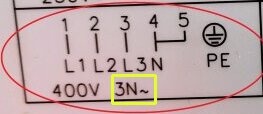 Elektrisk kopplingsschema med märkning för 400V 3-fas (3N~) och jordanslutning (PE).