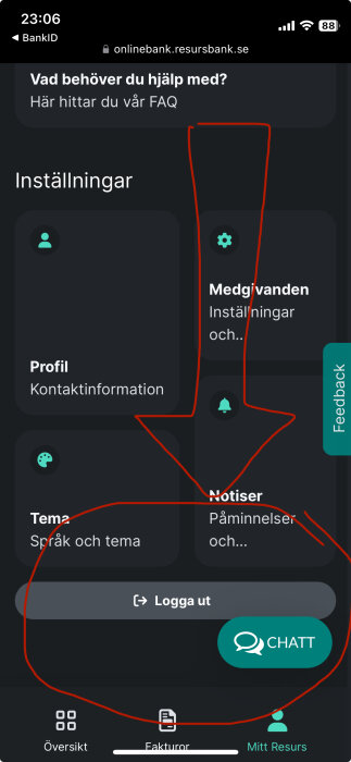 Skärmbild av en banks mobilapp som visar menyalternativ som profil, medgivanden, tema, notiser och knappar för att logga ut och chatta.