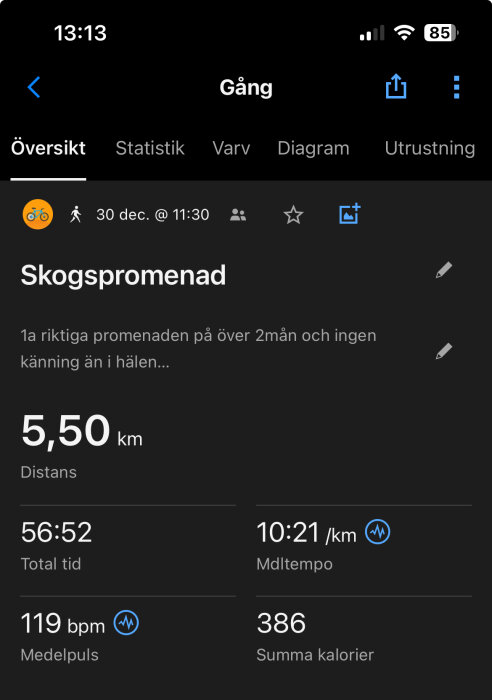 Detaljerad översikt av en skogspromenad på 5,50 km, 56:52 min, med medelpuls 119 bpm och kaloriförbrukning på 386 kcal.