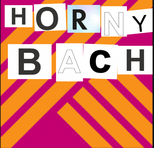 Texten "HORNY BACH" i olika typsnitt mot en bakgrund av orange och rosa diagonalstripor.