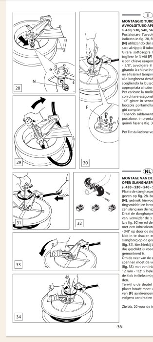 Instruktionsbilder för montering av slang på rulle, med skruvade delar och verktygshantering för korrekt fastsättning.