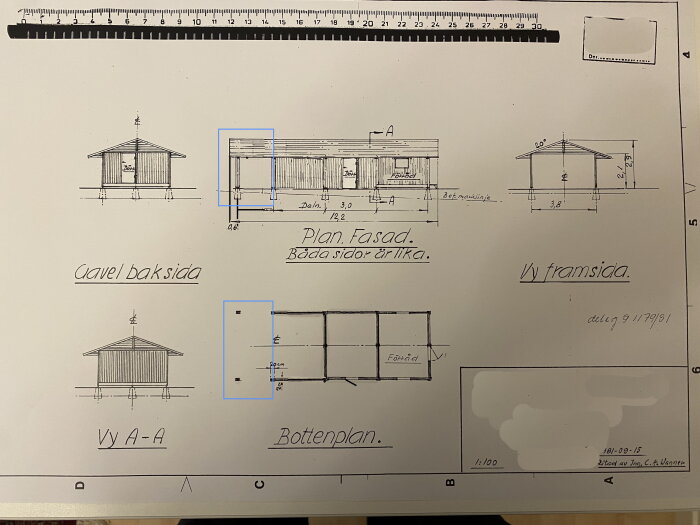 Ritning av carport med mått, fasader och planvy; blåmarkerad sektion visar planerad 2-meters förlängning.