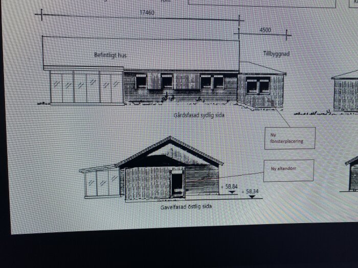 Ritning av tillbyggnad till befintligt hus med ny fönsterplacering och altandörr, visar södra och östra fasaden med måttangivelser.
