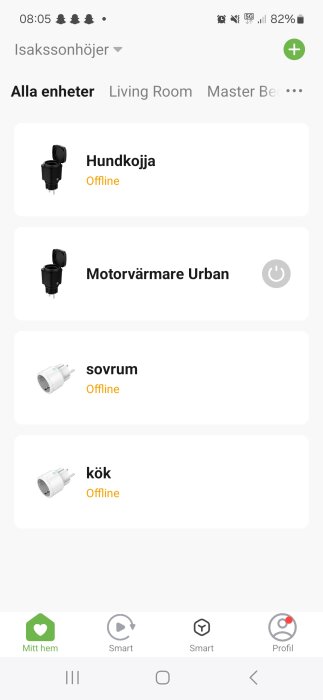 App-skärm med fyra enheter listade: "Hundkoja", "Motorvärmare Urban", "sovrum" och "kök", alla markerade som offline.