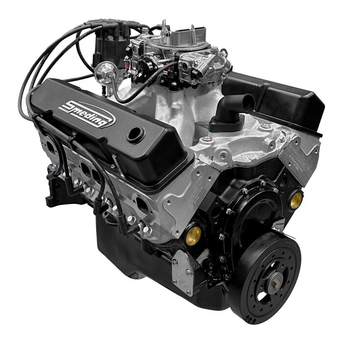 Bild av en Smeding Performance 427 motor, en eftermarknadsvariant av Chevrolet small block med ett Dartblock, med detaljerad komponentdesign.