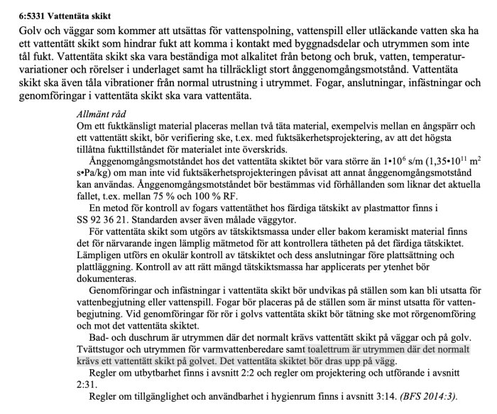 Bild av textavsnitt från BBR om vattentäta skikt. Innehåller information om riktlinjer och regler för att säkerställa fuktskydd vid ny- och ombyggnad.