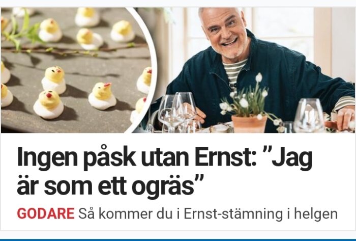 Påskgodis formade som kycklingar på en bricka och en leende man vid ett dukat bord.