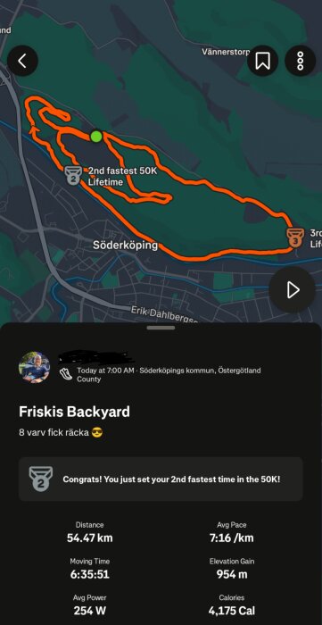 Karta över en löprunda i Söderköping med statistik: 54,47 km, 6:35:51 tid, 7:16/km tempo, 954 m höjdökning och 4,175 kalorier förbrända.