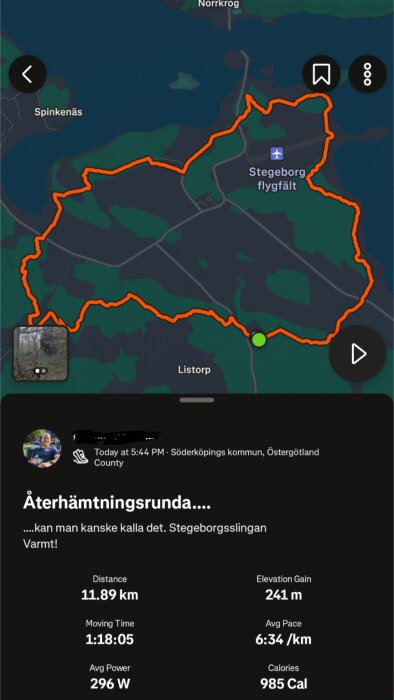Karta över en löprunda vid Stegeborg i Söderköping, visar en rutt på 11,89 km med 241 m stigning. Löpdata inkluderar tid, hastighet och kaloriförbrukning.