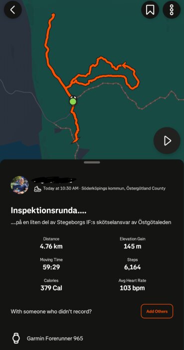 Karta med en rutt markerad i orange, visar en 4,76 km inspektionsrunda. Detaljer inkluderar stegräkning och genomsnittlig hjärtfrekvens.