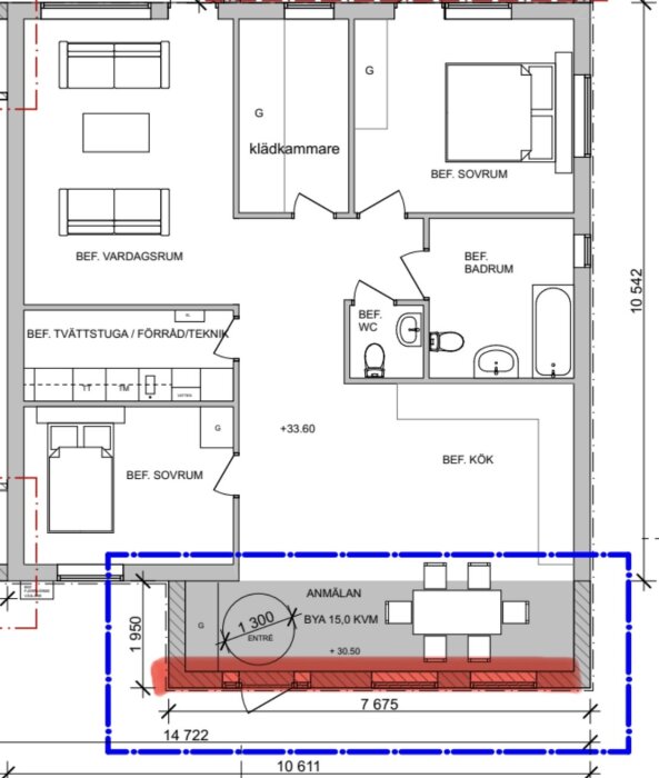 Ritning av ett hus med markerade väggar, visar tilläggsisolering bortsett från en rödmarkerad del i tillbyggnaden, inkluderar olika U-värden.