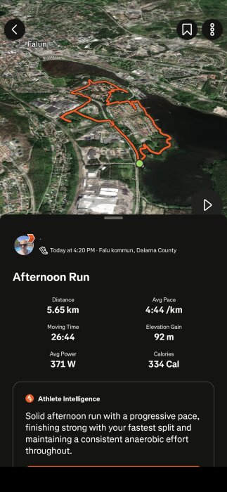Satellitbild över Falun med utmärkt löprunda i orange. Sträckan är 5,65 km med en tidsåtgång på 26:44 minuter.