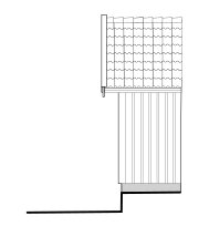 Ritning av huskroppens sektion och taklinje, med marknivå och grundläggning markerad i profil.
