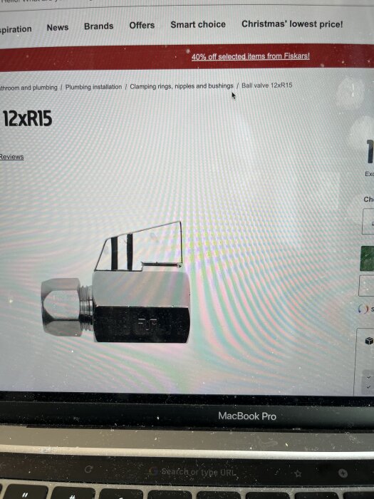 Ballventil 12xR15 visas på en datorskärm, med produktinformation synlig.