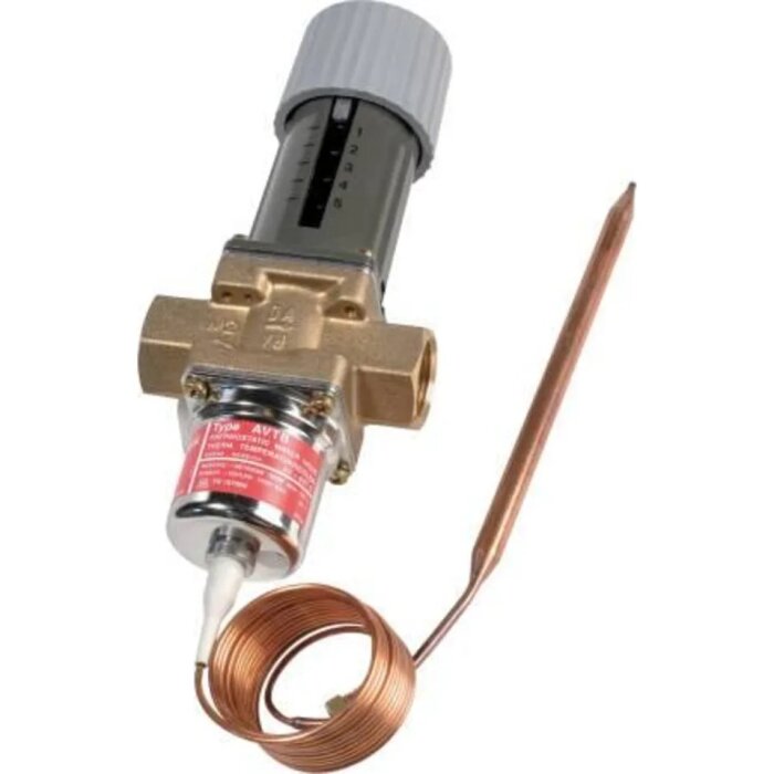 Danfoss AVTB temperaturregulator med manuell inställning och kopparsensor, använd i värmesystem.