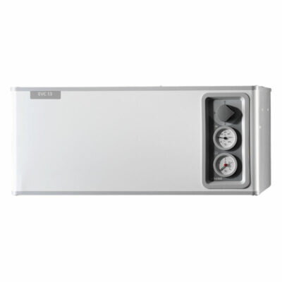 Baksidan av en elpanna, möjlig Nibe EVC 13, med frostskador.