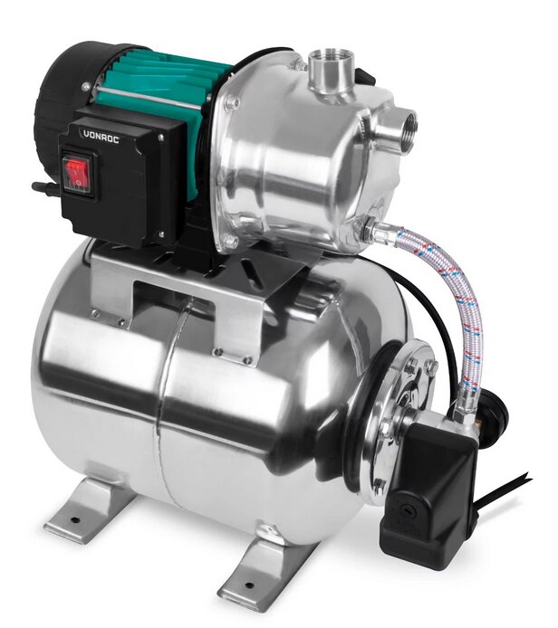 Hydroforpump från Vonroc med trycktank och motordel som används för vattenförsörjning, avbildad på ett diskussionsforum om byggprojekt.
