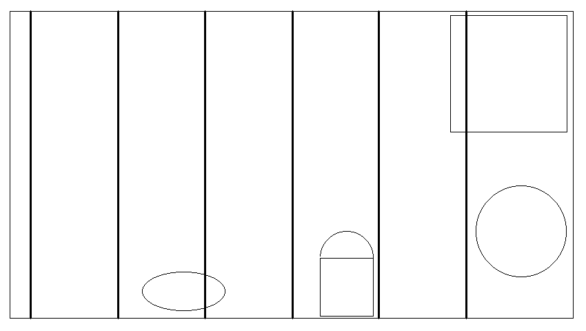 Skiss över golvlayout för stugrenovering med inritade utrymmen för elpanna/slingtank och färskvattentank samt placering av reglar och spontade plankor.