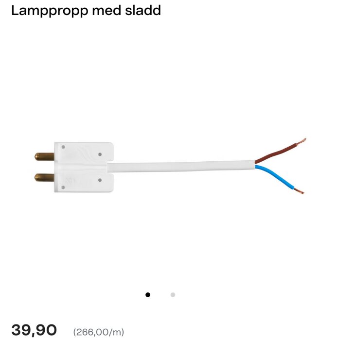 Lamppropp med sladd visar en vit tvåpolig elkontakt utan jordning och exponerade ledningar i änden.