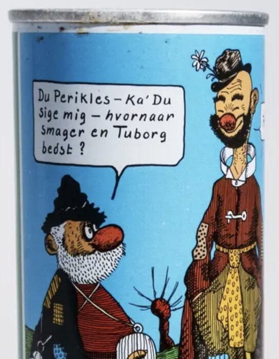 Tecknad burk med två karaktärer, en med röd näsa och hatt, och pratbubbla som frågar om när Tuborg smakar bäst.