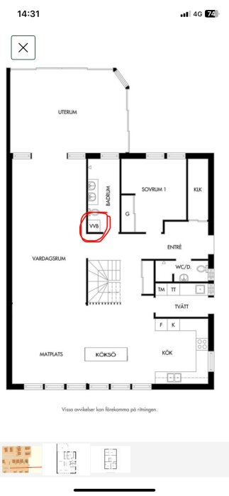 Planlösning av hus med badrum där en stor varmvattenberedare (VVB) är markerad i rött.