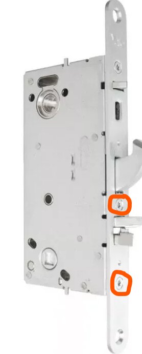 Dörrlås med markerade skruvar att lossa enligt instruktioner från Yale.