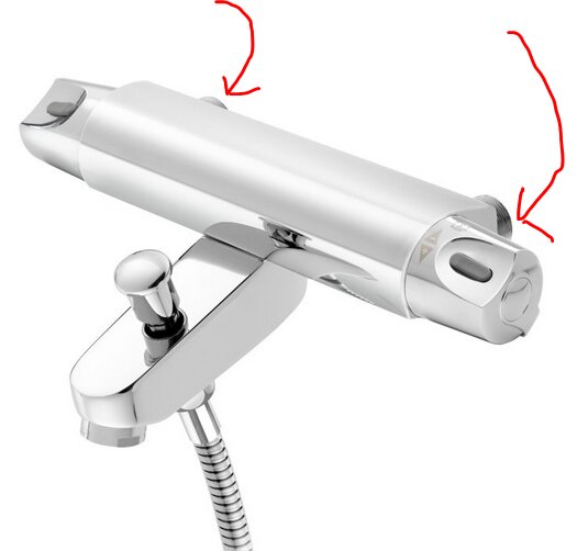 Bilden visar en duschblandare med inskrivna röda pilar som pekar på dess anslutningar där silarna sitter.