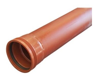 Orange markrör med gängad ände, märkt SN8, används för utomhusinstallation i mark. Minsta diameter är 110 mm.