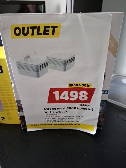 Avbildning av en förpackning med ett Strong mesh3000 wifi-system från Power Outlet, rabatterat till 1498 kr.