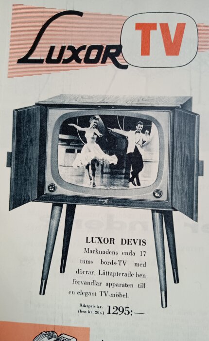 Reklam för Luxor 17-tums bords-TV från 1958, med trädörrar och dansbild på skärmen, pris 1295 kronor.