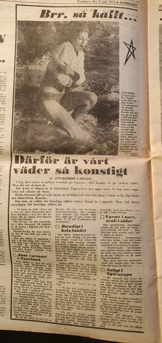 En tidningsartikel från Expressen juli 1974 med rubriken "Brr, så kallt..." visar en person i badkläder vid stranden.