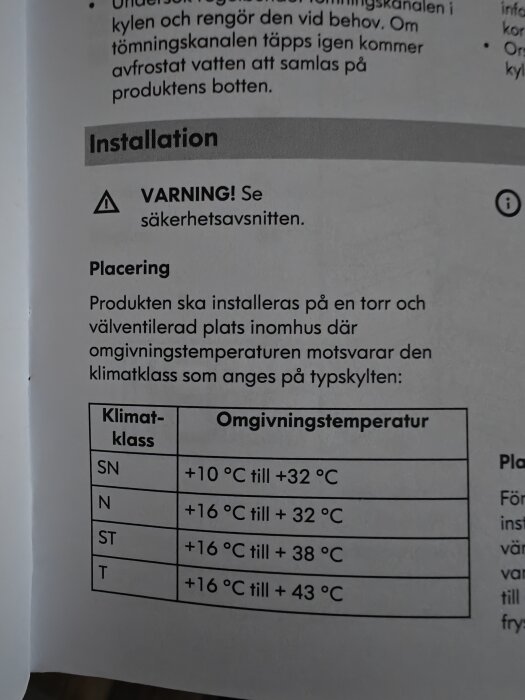 Tabell i kylmanual för klimatklass och omgivningstemperatur: SN (+10°C till +32°C), N (+16°C till +32°C), ST (+16°C till +38°C), T (+16°C till +43°C).