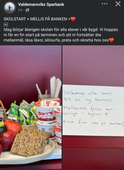 Frukt, knäckebröd och yoghurt på ett fat samt en handskriven lapp med välkomstmeddelande för skolstart.