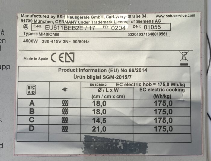 Etikett på en Siemens-häll med teknisk produktinformation, inklusive modellnummer, elektrisk effekt och tillverkningsland.